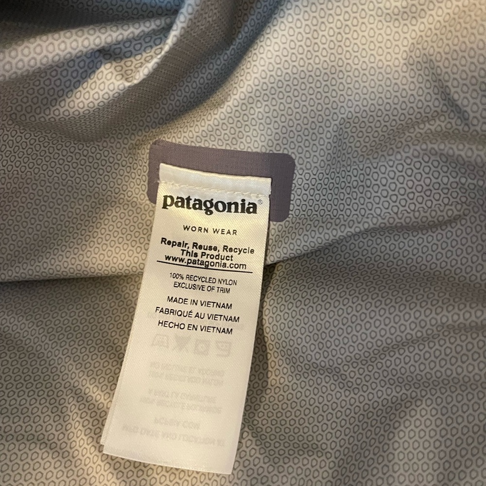 Patagonia Torrentshell 3L Jacket - Women's - Picture 3 of 7